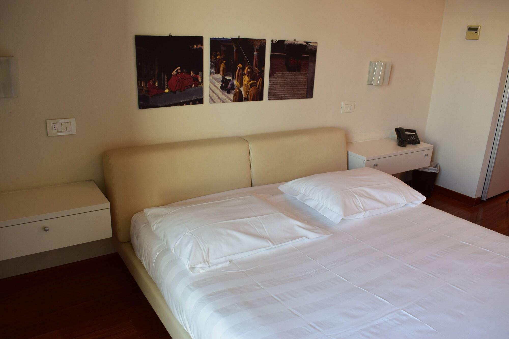 La Castellana酒店3*