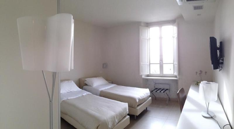 Hotel La Castellana 3*